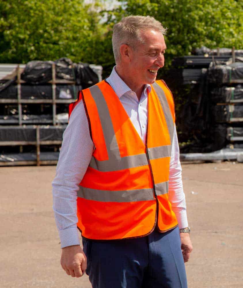 QUALICOAT CHAIRMAN ANGUS MACKIE RE-ELECTED FOR SECOND TERM - The Aluminium Federation