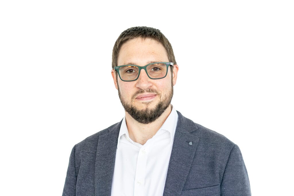 Member News: Senior pledges ‘what you see is what you spec’ with new EPD - The Aluminium Federation